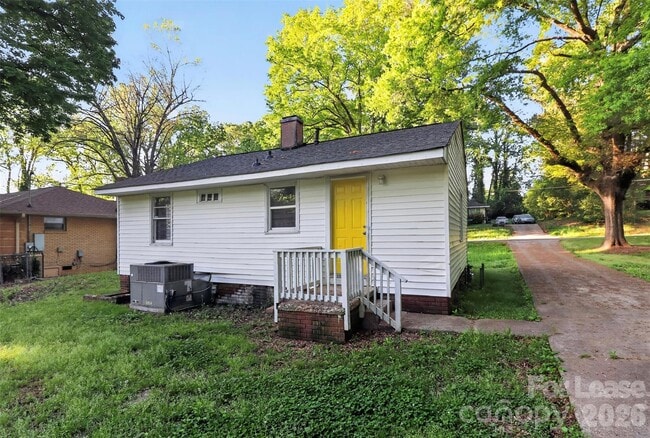 Building Photo - 2135 Purser Dr