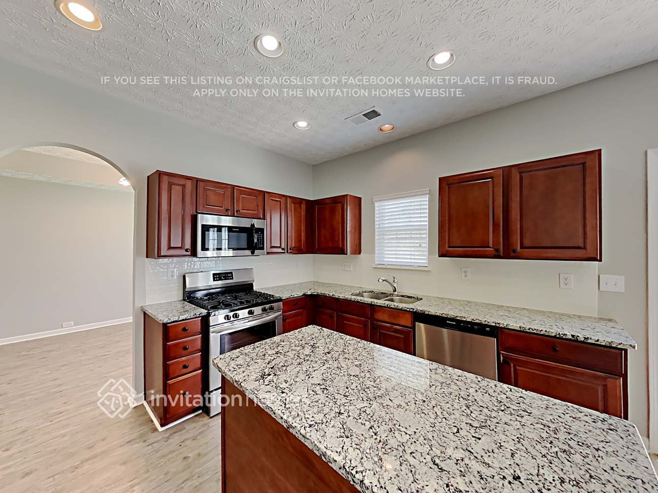 Building Photo - 3015 New Haven Ln