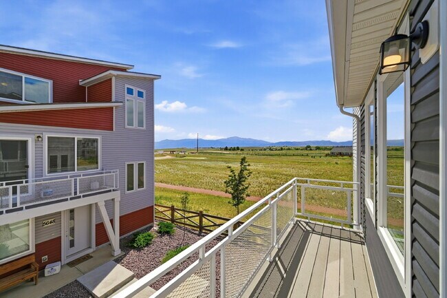 Building Photo - $2,245.95, 3 bed, 2.5 bath, located in Colorado Springs with a Balcony