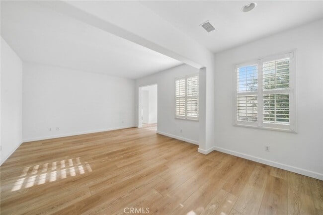 Building Photo - 236 Terra Cotta