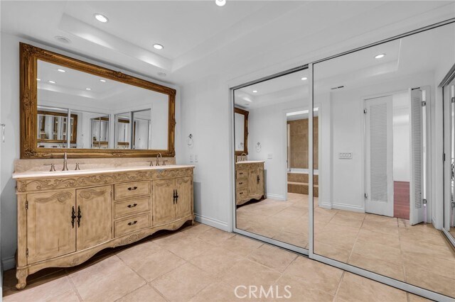 Building Photo - 10211 Clematis Ct