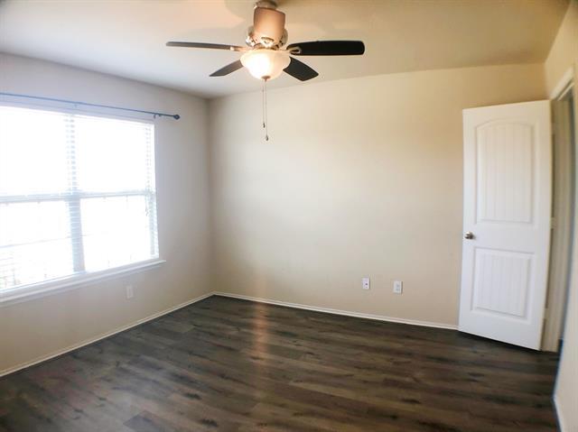 Building Photo - 1048 Churchill Dr