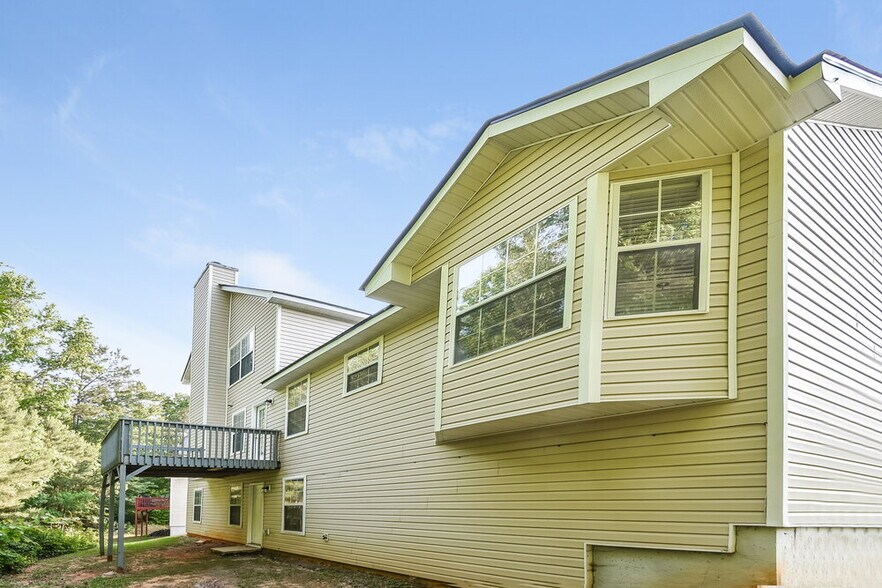 Building Photo - 4410 Reserve Hill Crossing