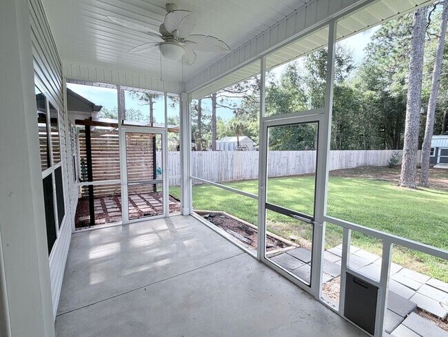 Building Photo - 10085 Bellbrook Rd