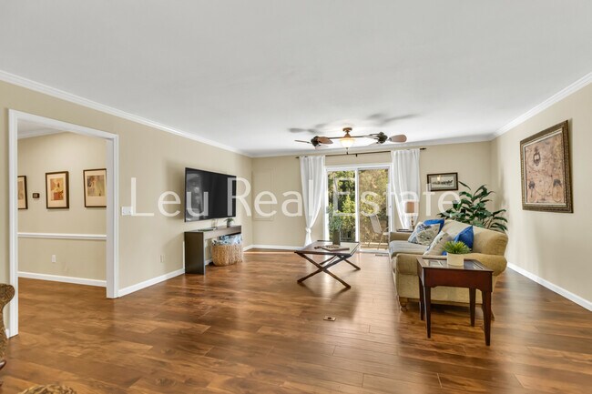 Building Photo - 6811 Beaver Pond Rd