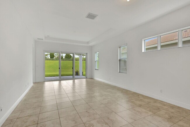 Building Photo - 9225 SW Pepoli Way