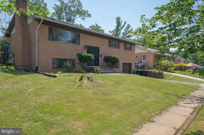 Building Photo - 6311 Barrs Ln