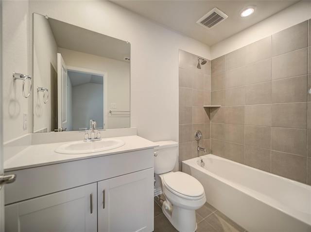 Building Photo - 3405 Kingsgarden Rd