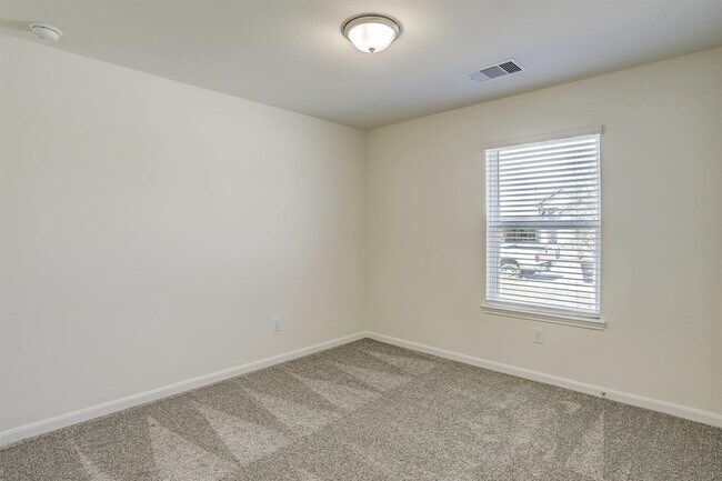 Building Photo - 28419 Aubrey Orchard Ln