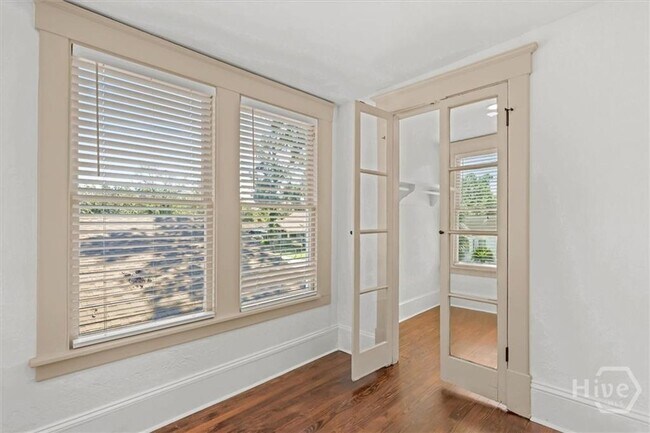 Building Photo - Beautifully Renovated 4-Bedroom Home with Charm & Modern Comfort – Savannah, GA