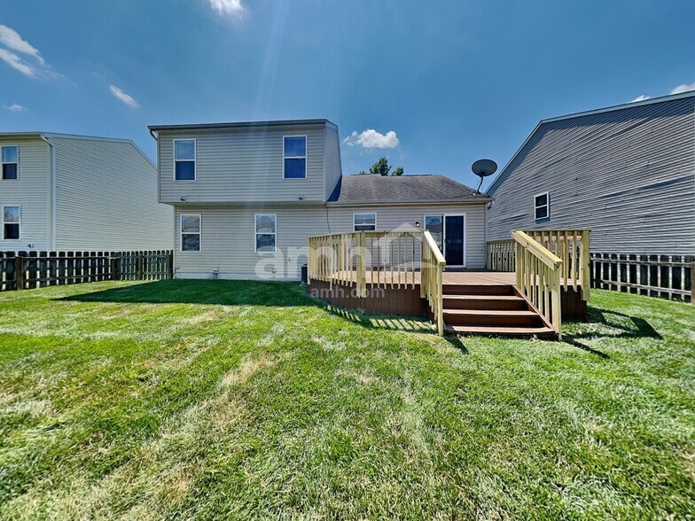 Building Photo - 2661 Spring Grove Ave