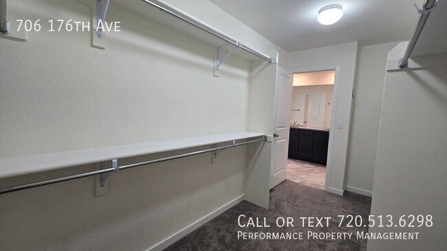 Building Photo - 706 176th Ave