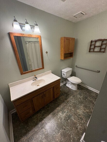 Building Photo - 1267 Kilgore Rd