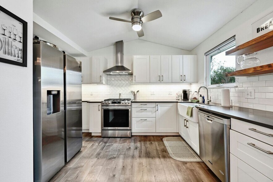 Building Photo - 507 Krebs Ln