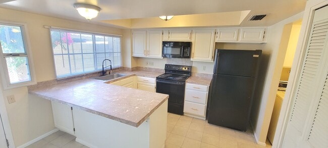 Building Photo - Scottsdale