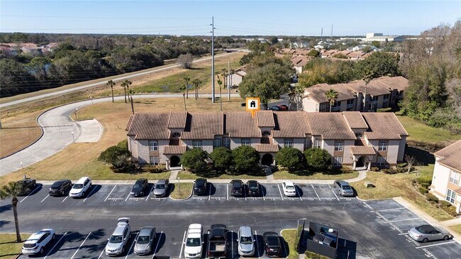 Building Photo - 4690 Pembrook Pl