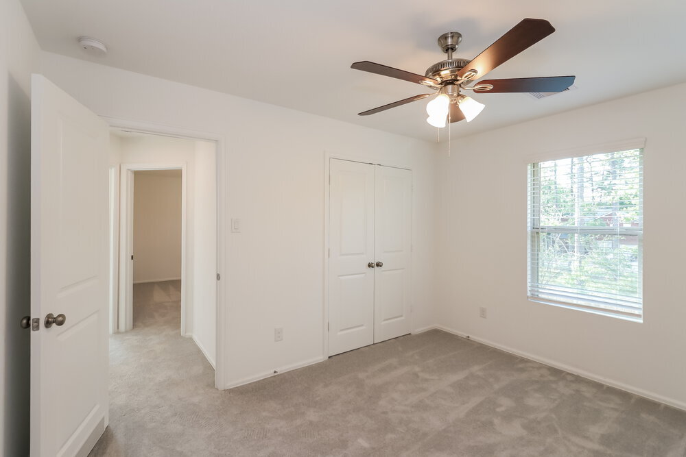 Building Photo - 1934 Ballesteros St