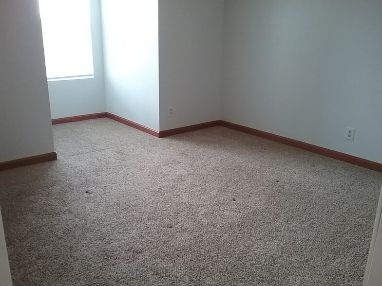 Front Bedroom - 12620 Kenai Dr