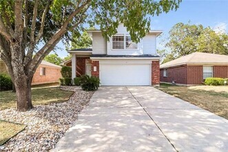 Building Photo - 9802 Copper Creek Dr