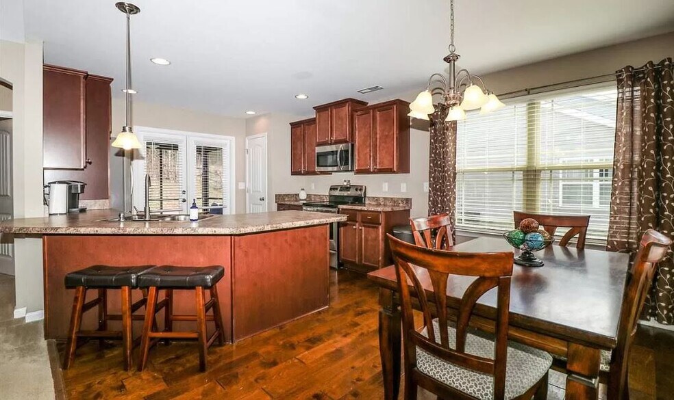 Modern kitchen - 452 Bowers Rd