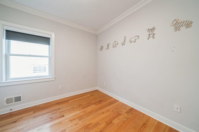 Building Photo - 225 Columbia Ave