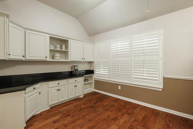 Building Photo - 3726 Pensacola Dr