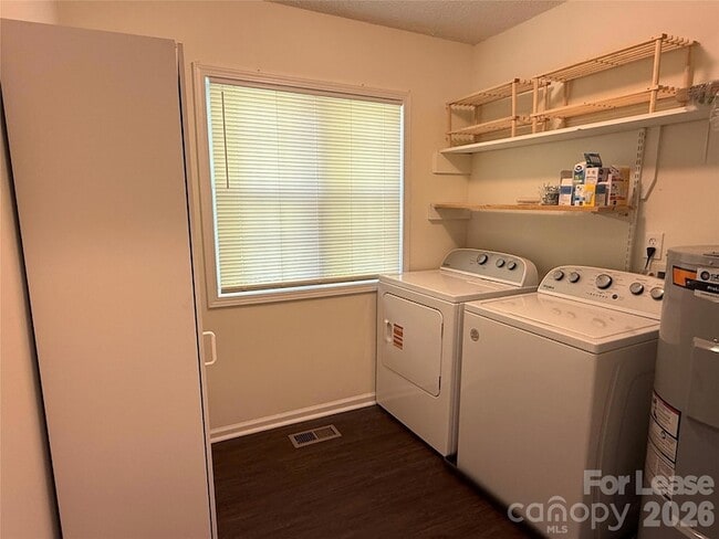 Building Photo - 330 Ferrell Ave