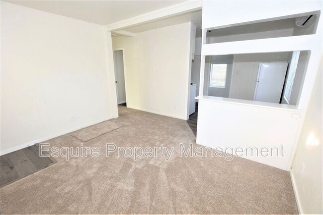 Building Photo - 10745 Ternez Dr