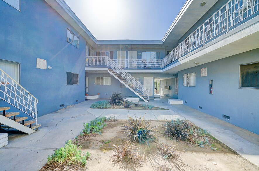 Building Photo - Bedford Street Apartments