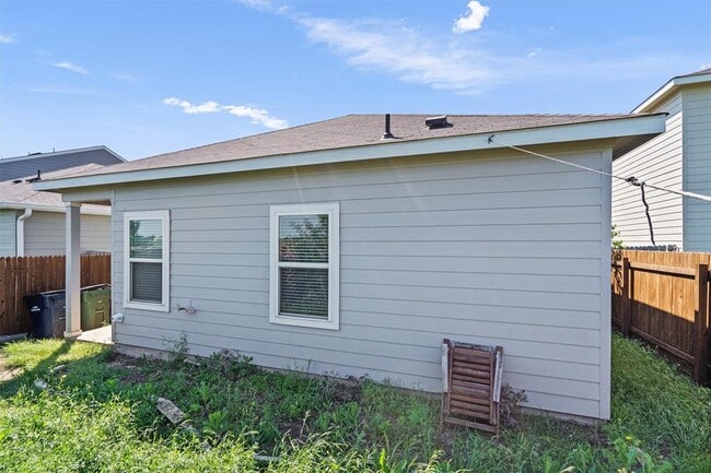Building Photo - 205 Athena Way