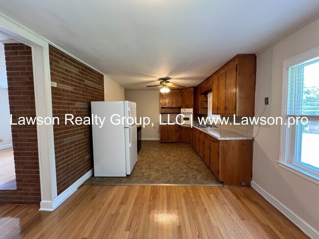 Building Photo - Spacious Ranch in North Lakes