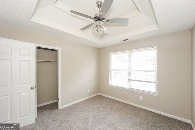 Building Photo - 11885 Registry Blvd