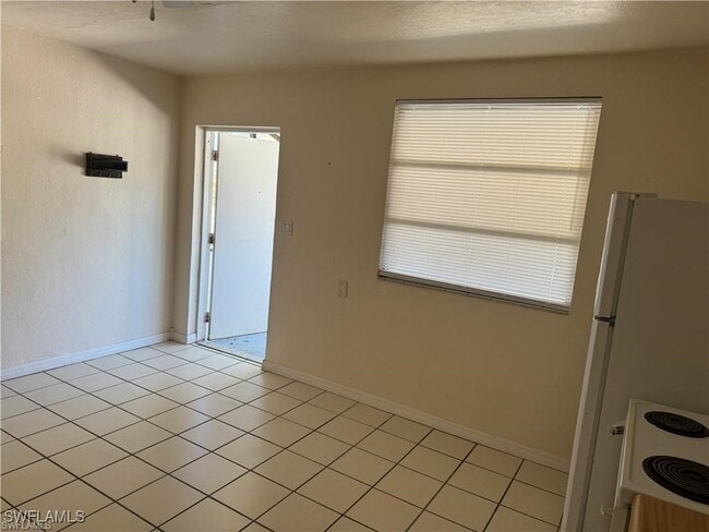 Building Photo - 12919 First St