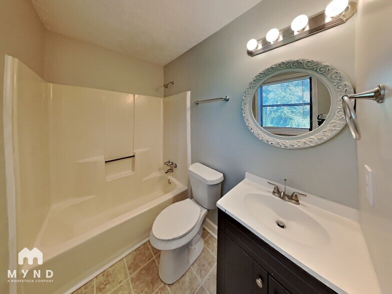 Building Photo - 276 Grist Mill Ln