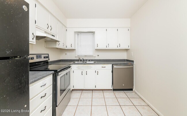 Building Photo - 2515 Brownsboro Rd