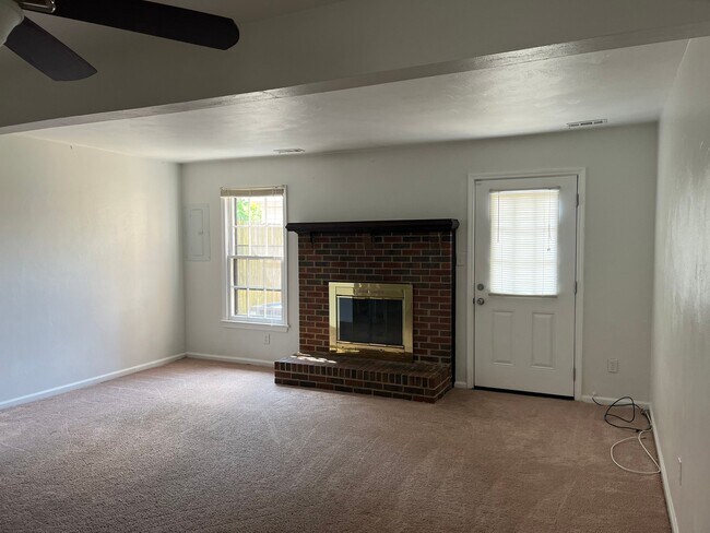 Building Photo - 5134 Castle Way