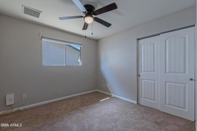 Building Photo - 1611 E El Parque Dr