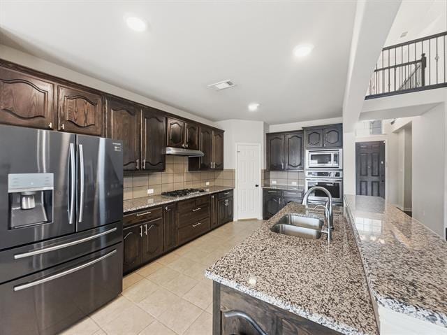 Building Photo - 9433 Chuparosa Dr