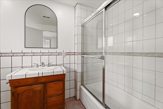 Building Photo - Updated 4-Bedroom with Pool and Bonus Loft...