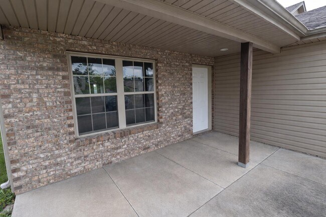 Building Photo - 3910 Snowy Owl Dr