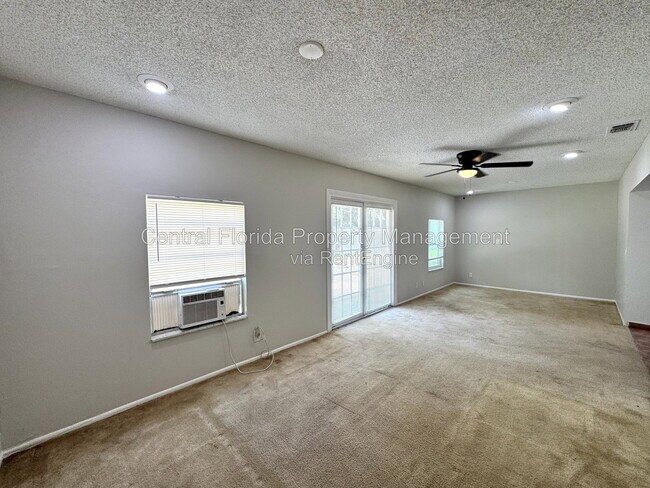 Building Photo - 659 Elderwood Ct