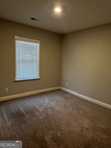 Building Photo - 226 Edgewater Dr