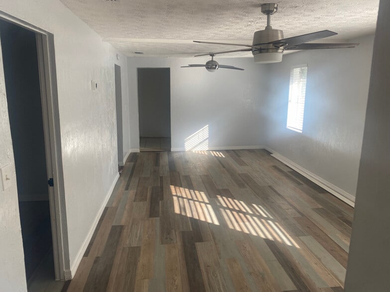 Building Photo - 1541 McCollum St