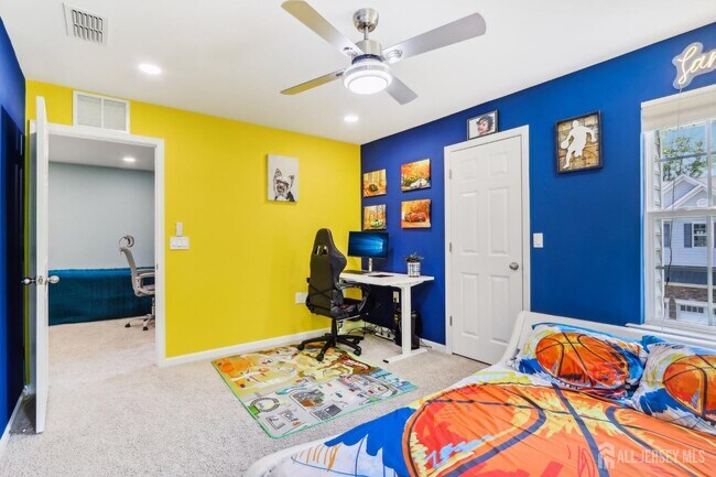 Building Photo - 206 Shields Ct