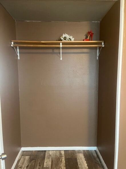 Building Photo - 68 Mathewson St