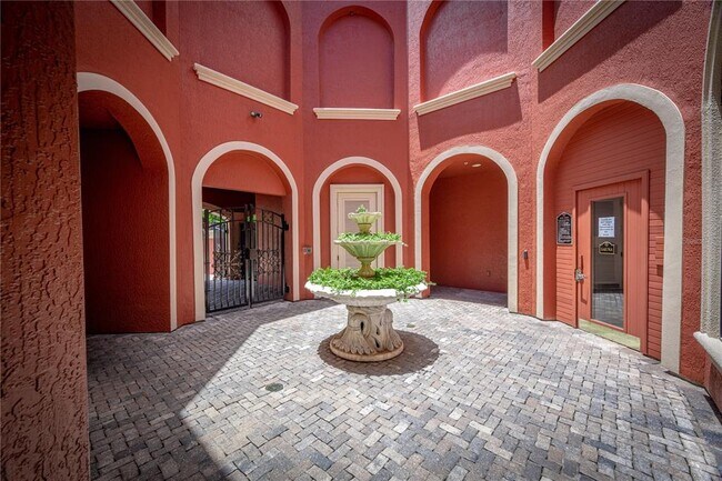 Building Photo - 2721 Via Murano