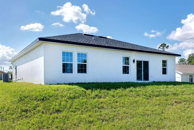 Building Photo - 15701 SW 23rd Court Rd