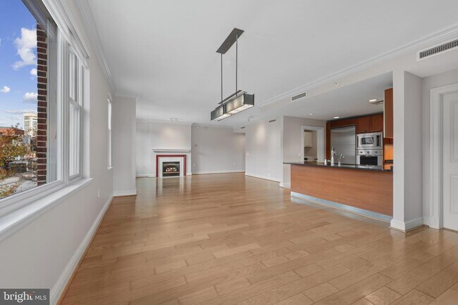 Building Photo - 801 Key Hwy