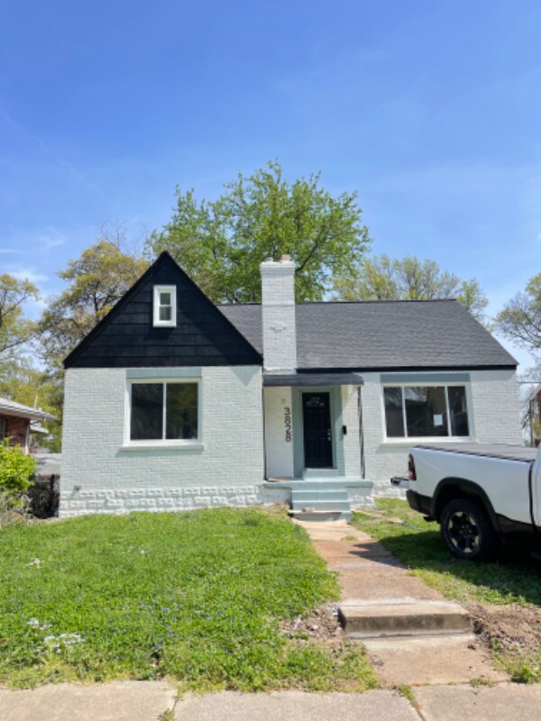 Building Photo - 3828 Nelson Dr