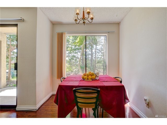 Building Photo - Cozy 1 bedroom in the heart of Kingsgate neighborhood